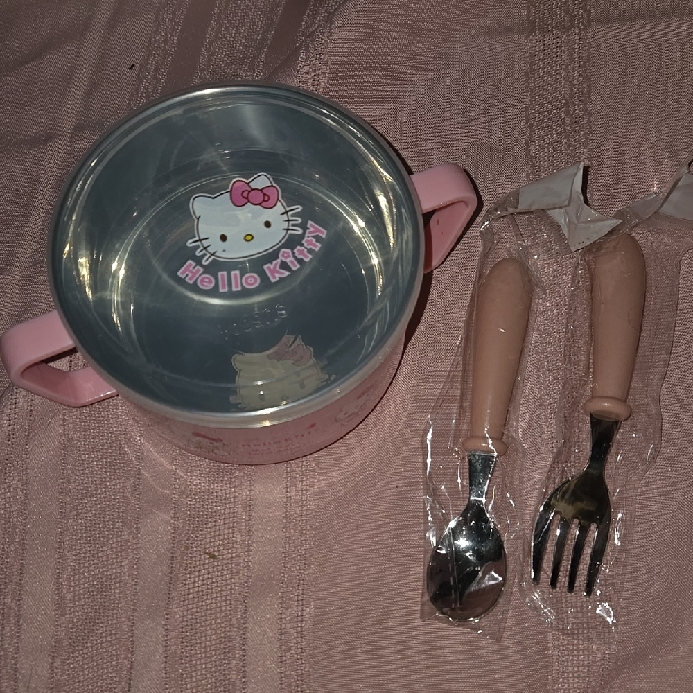 Hello Kitty Pink Bowl and Utensil Set